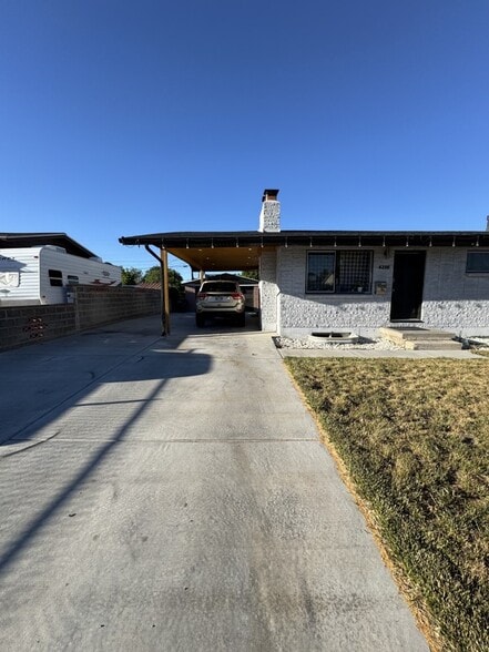Building Photo - 4206 Annapolis Dr