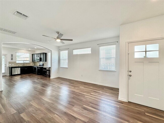 Building Photo - 1701 Logan Dr