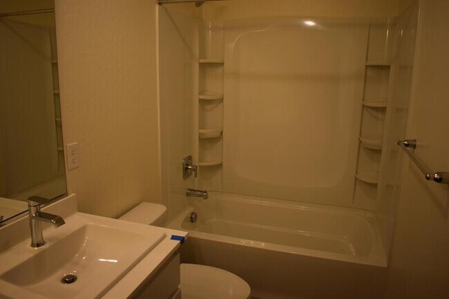 Building Photo - 4041 Bayonet Dr