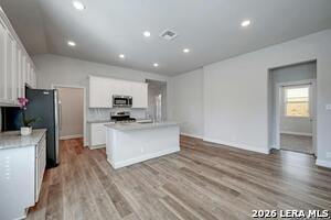 Building Photo - 5531 Pin Pt