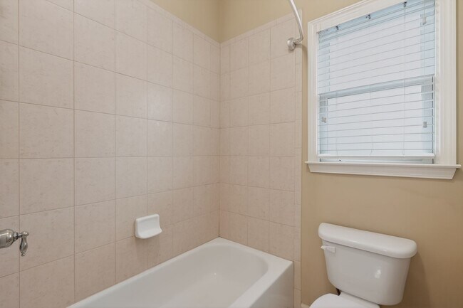 Building Photo - 2979 Gateland Square