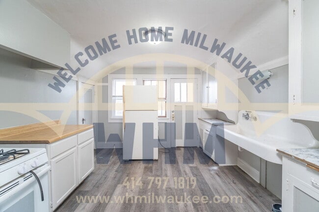 Building Photo - 5510 N 34th St