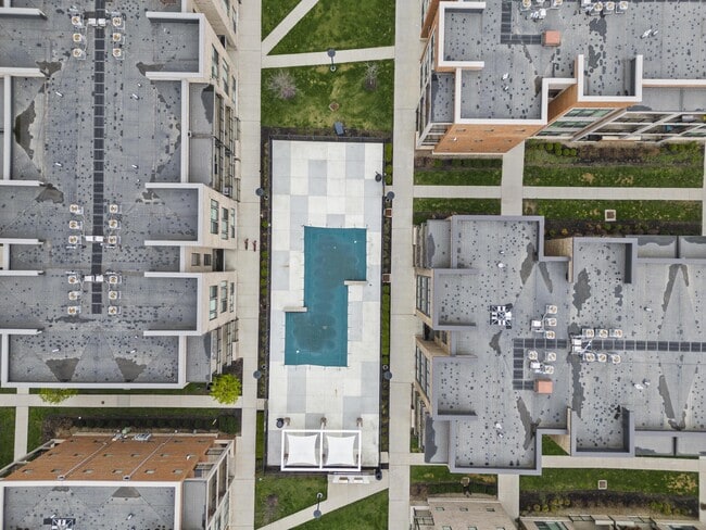 Building Photo - 297 Auden Ave