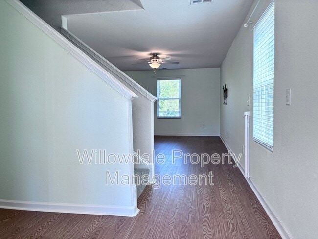 Building Photo - 357 Gourd St