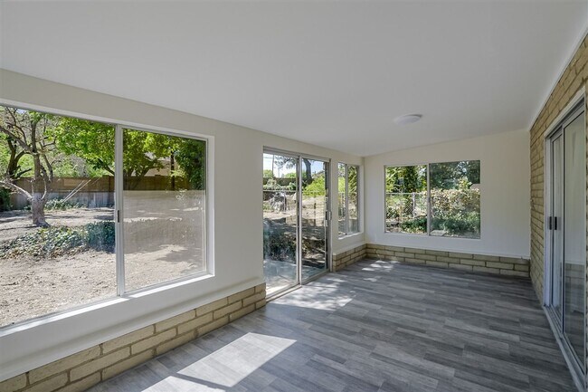 Building Photo - 3 Bedroom, 2 Bath Home with Garage For Rent in Prescott!