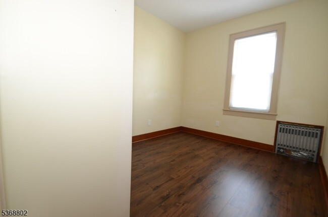 Building Photo - 74 Harrison Pl