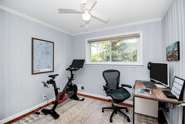 Building Photo - Charming 3BD/2BA Ranch in Selwyn Park!