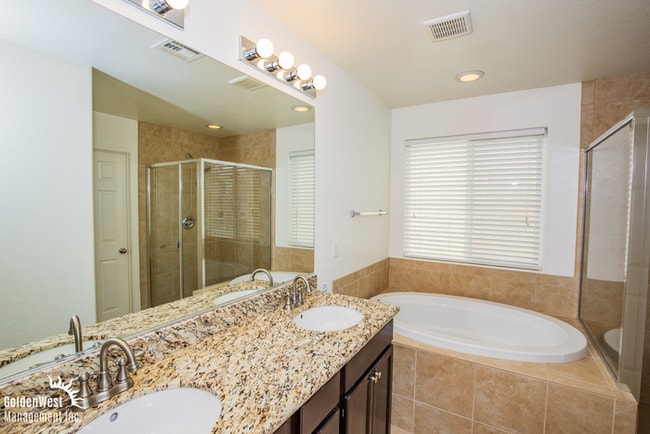 Building Photo - Beautifully Maintained 3Bdm 2.5Ba Two-Story Home nestled in a desirable Southwest Las Vegas neigh...