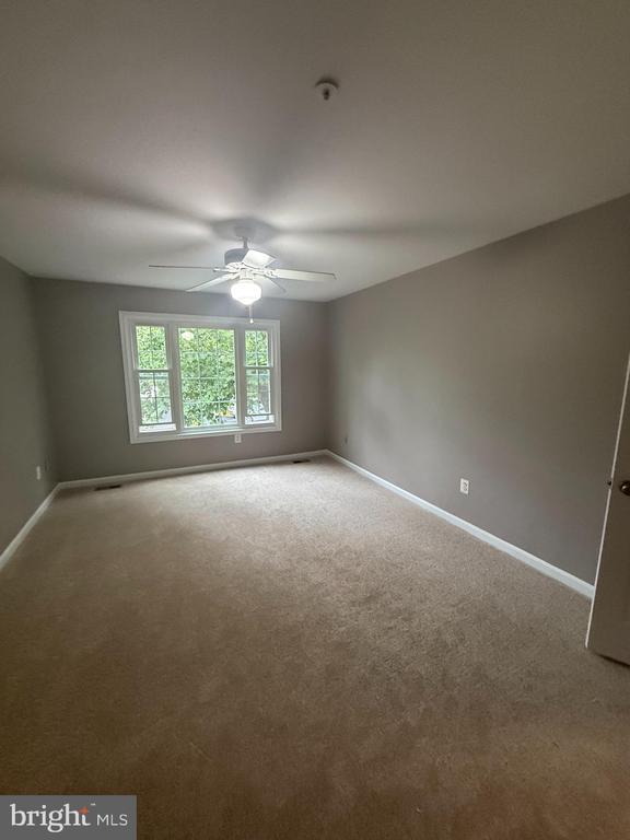 Building Photo - 13710 Creola Ct