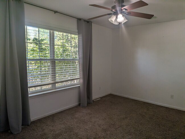 Building Photo - 4108 Cedar Crest Ln