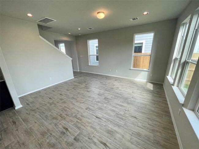 Building Photo - 176 Heather Glen Way