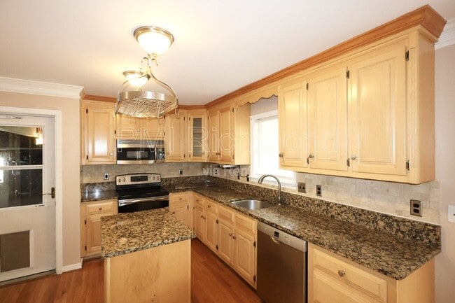 Building Photo - 3713 Mill Meadow Dr