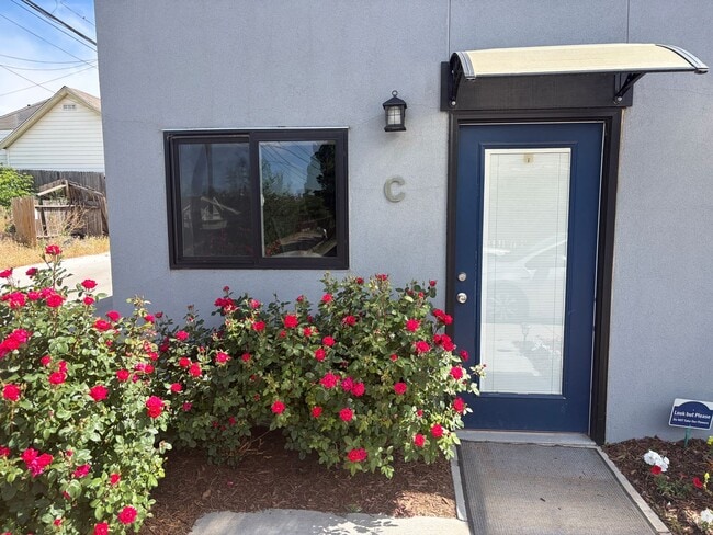 Building Photo - 3850 S Lowell Blvd