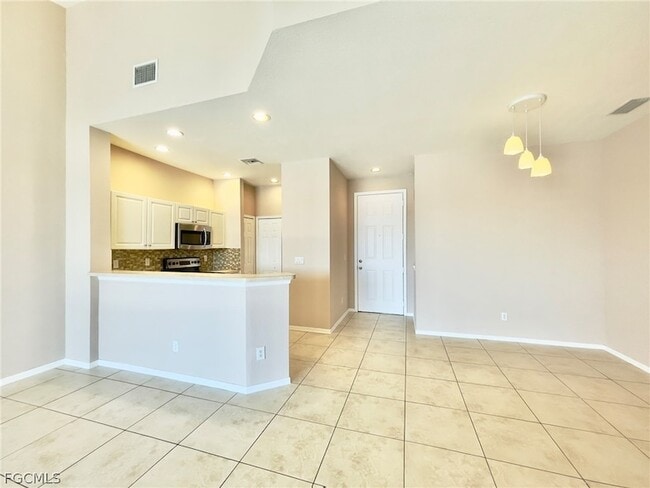 Building Photo - 4246 Liron Ave