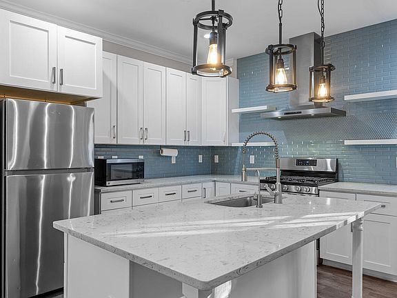 Building Photo - Build Equity While Leasing - Lease and Own from Day One!