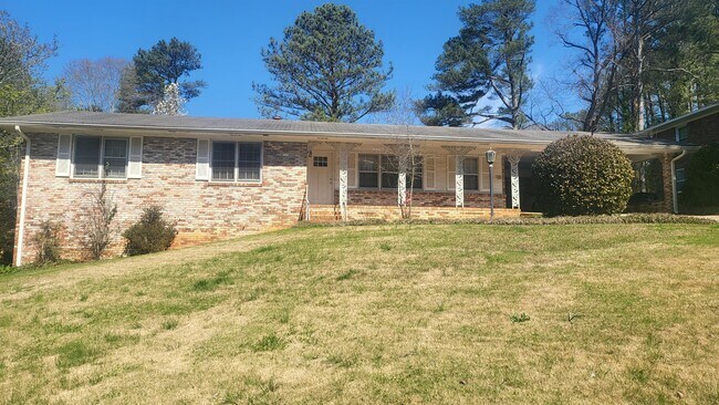 Building Photo - 2541 Meadow Lark Dr