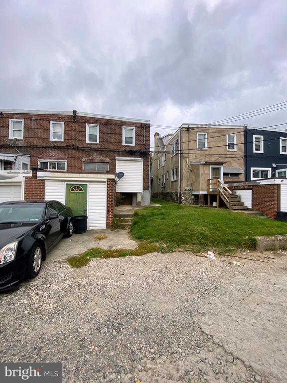 Building Photo - 5111 E Roosevelt Blvd