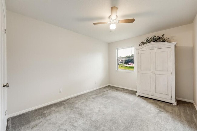 Building Photo - 169 Comanche Dr