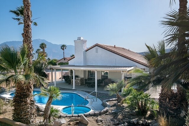 Building Photo - 9574 Vía Real