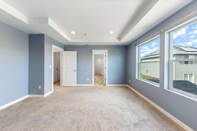 Building Photo - Large Recent Construction Home with Bonus Room!