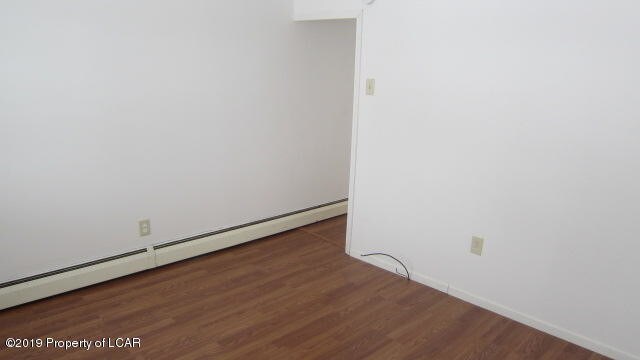 Building Photo - 120 S Chestnut St