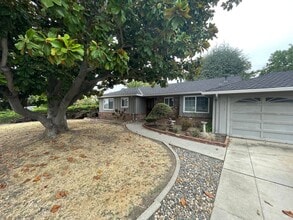 Building Photo - $3195 / 3 BR 2 BTH- Best deal for a 3-bedr...
