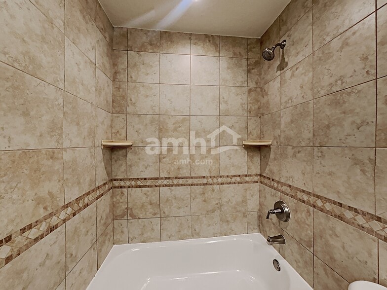 Building Photo - 4514 Preston Woods Dr