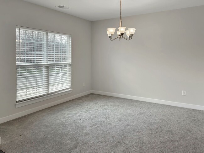 Building Photo - New and Modern Three Bedroom in Bon Air