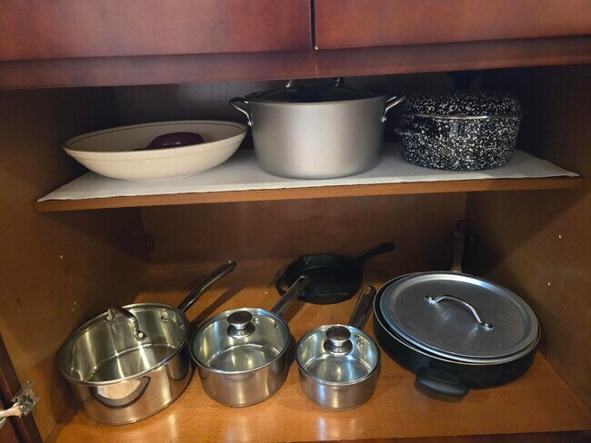 Building Photo - 1213 5th St