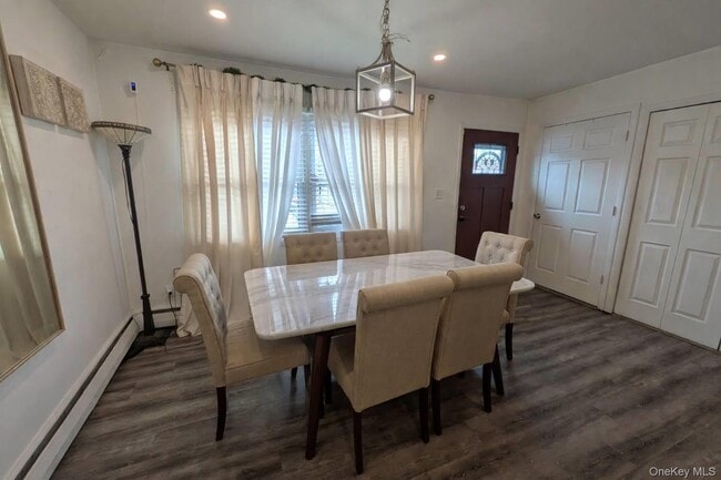 Building Photo - 4 McLaughlin Ave