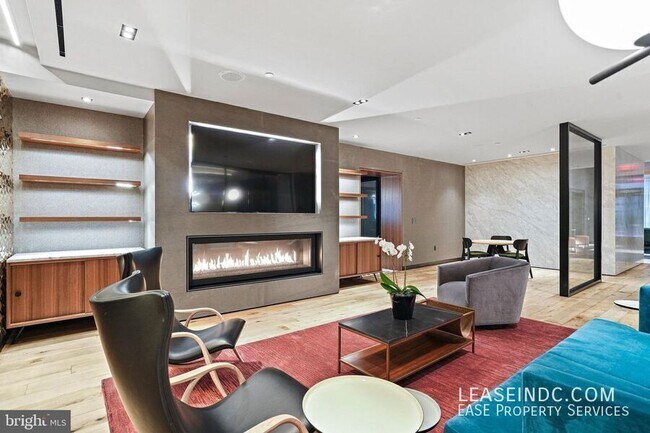 Building Photo - 1625 Eckington Pl NE