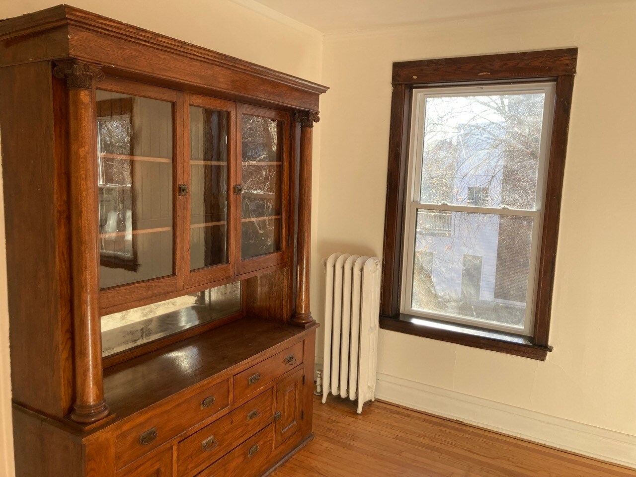 Original Builtins - 3018 W Schubert Ave