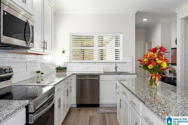 Building Photo - 164 Barimore Blvd