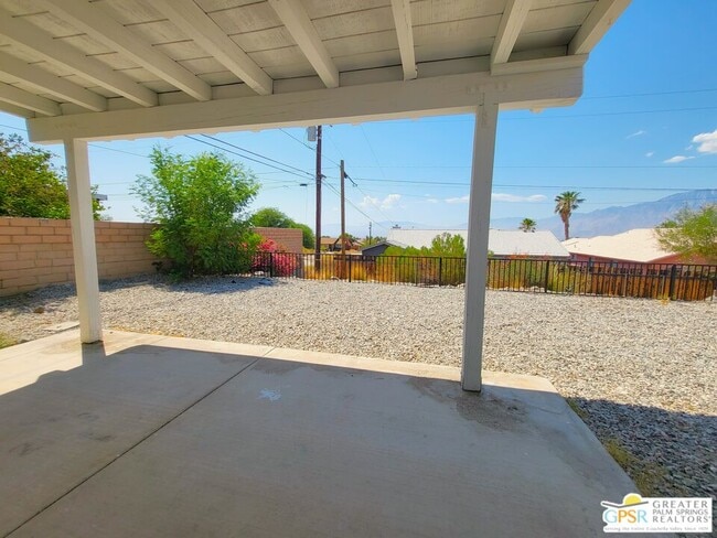 Building Photo - 66365 Cactus Dr