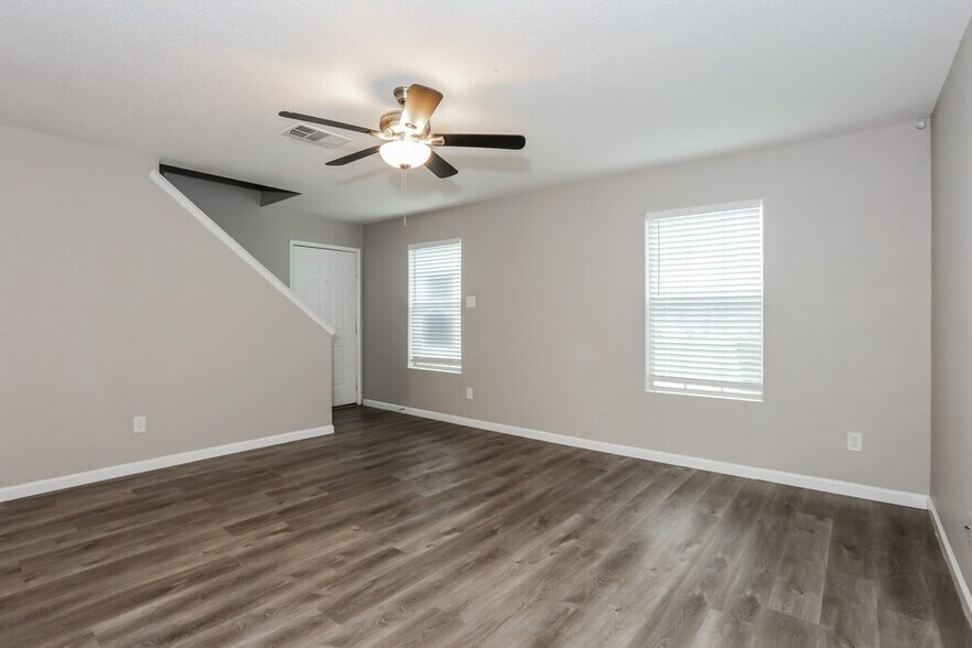 Building Photo - 3148 Heritage Ln