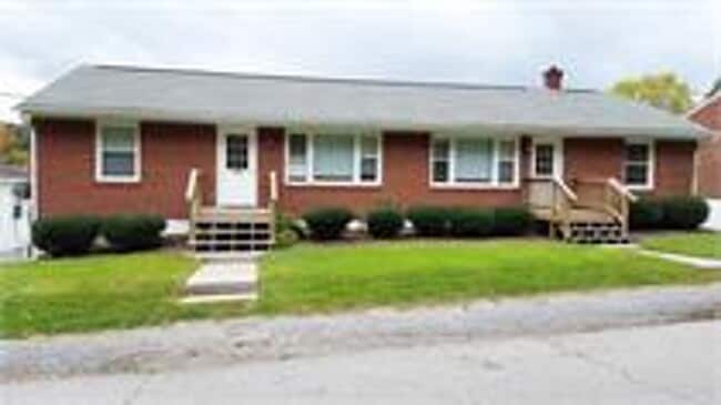 Building Photo - 510 Harrell St