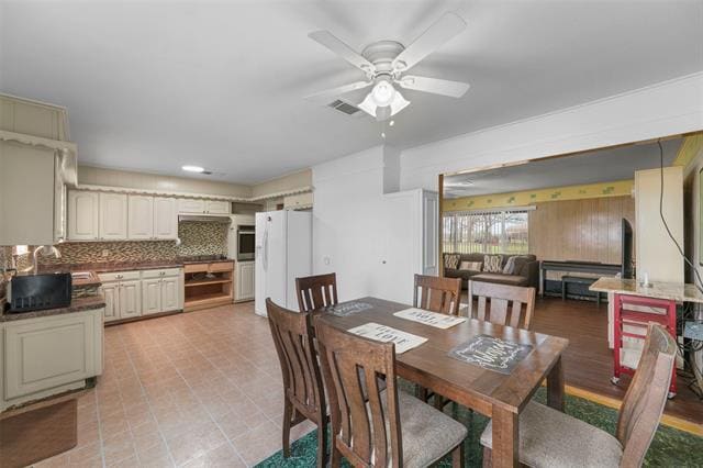 Building Photo - 411 Co Rd 3609