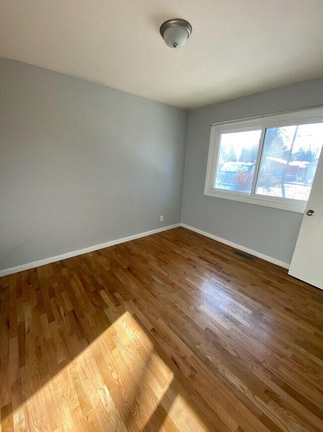 Building Photo - 1138 Avenue D