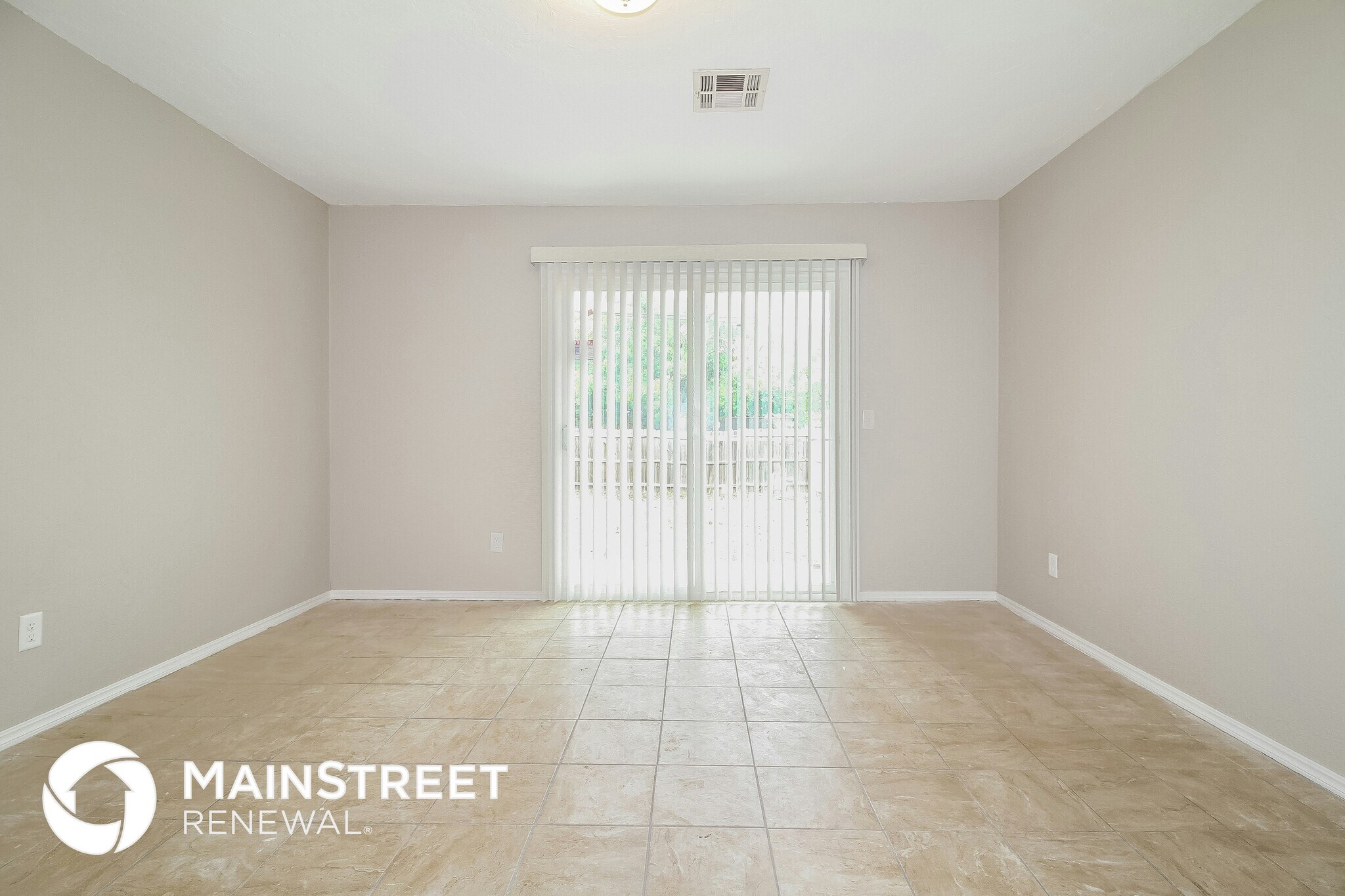 Building Photo - 813 Hampton Rd