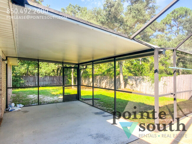Building Photo - 412 Bay Oaks Dr
