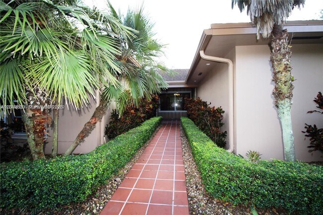 Building Photo - 10280 SW 141st St