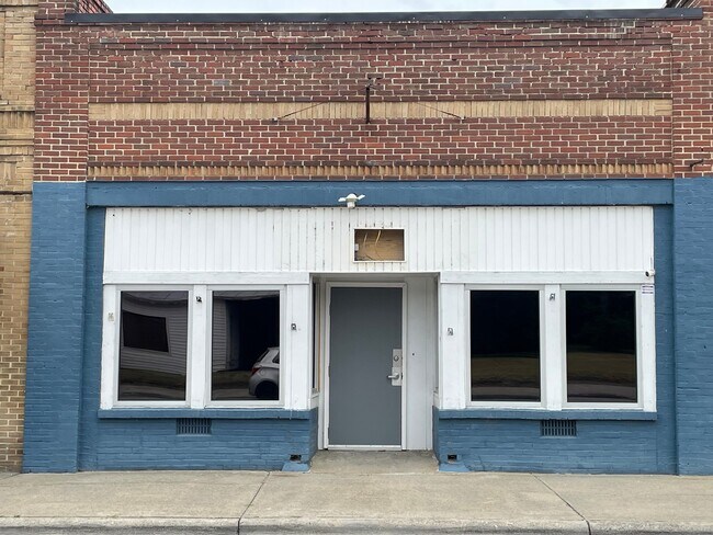 Building Photo - 6746 E Wilson St
