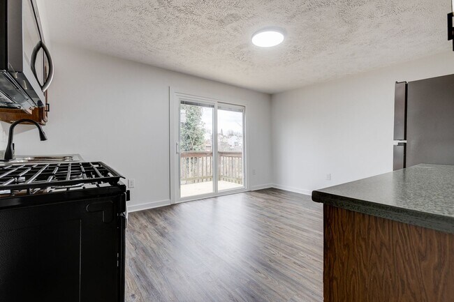 Building Photo - Available NOW - Private 2 Bedroom Home w/ Beautiful Updates!