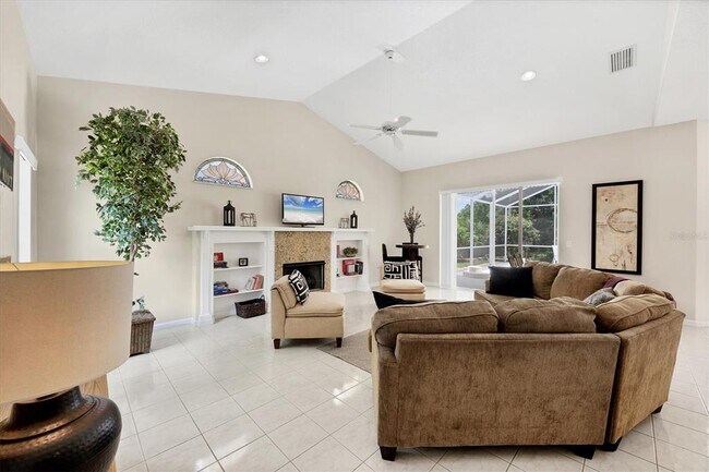 Building Photo - 6392 Woodbirch Pl