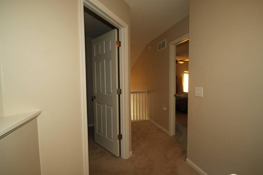 Upper hallway at the top of the stairs - 3843 Abercrombie Ln