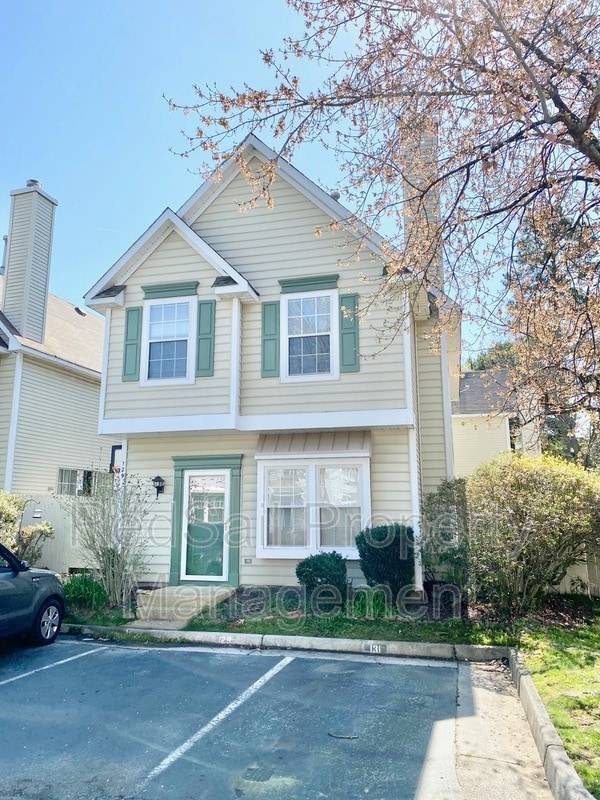 Building Photo - 129 Watson Dr