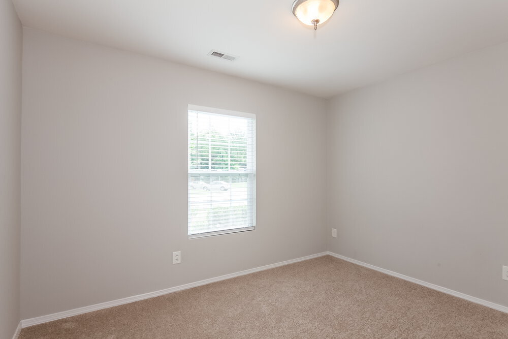Building Photo - 2434 Buckleigh Dr