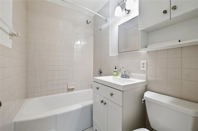 Building Photo - 9314 N Ashley St