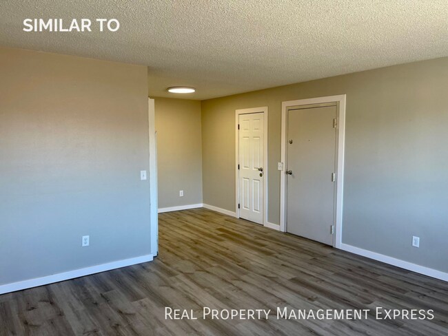 Building Photo - 2 Bedroom Apartment on the West Side