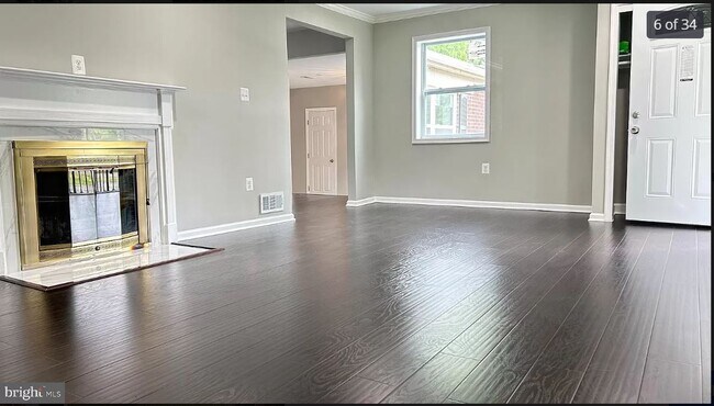 Building Photo - 1160 Sterling Rd